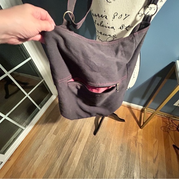 MUDD Peace patch Crossbody tote Bag - Picture 10 of 11